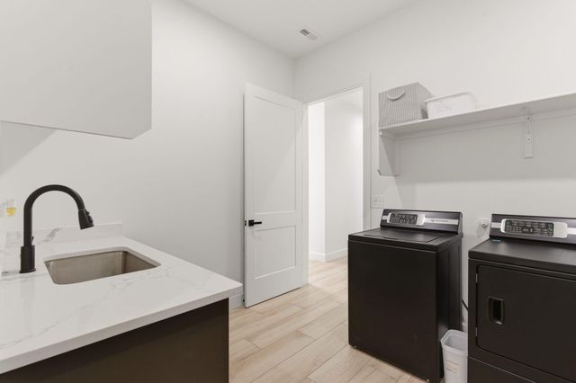 3126 Ilford Road NE, Rio Rancho, NM 87144