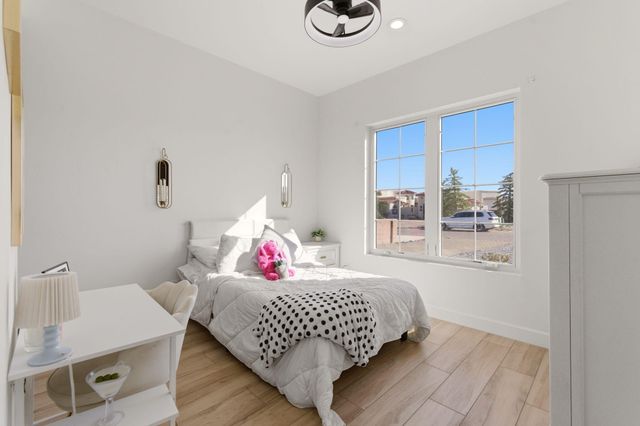 3126 Ilford Road NE, Rio Rancho, NM 87144