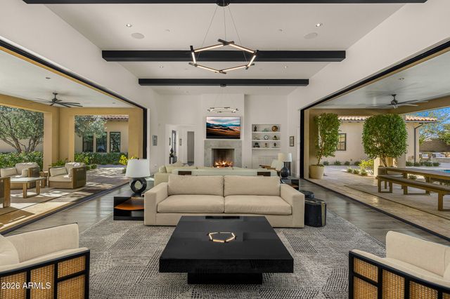 8820 E SANDS Drive, Scottsdale, AZ 85255