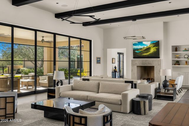 8820 E SANDS Drive, Scottsdale, AZ 85255