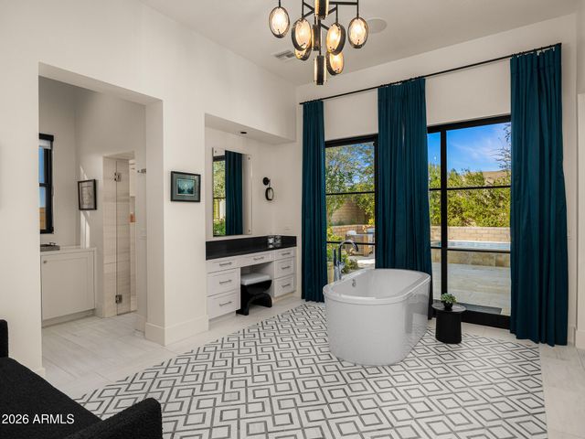 8820 E SANDS Drive, Scottsdale, AZ 85255