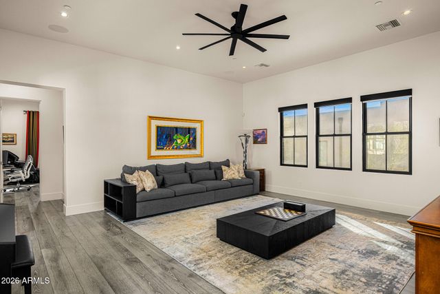 8820 E SANDS Drive, Scottsdale, AZ 85255