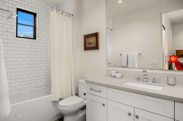 8820 E SANDS Drive, Scottsdale, AZ 85255