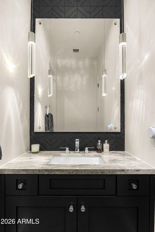 8820 E SANDS Drive, Scottsdale, AZ 85255