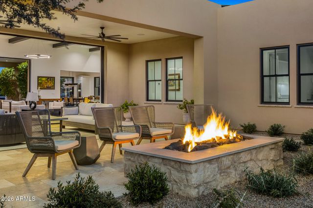 8820 E SANDS Drive, Scottsdale, AZ 85255