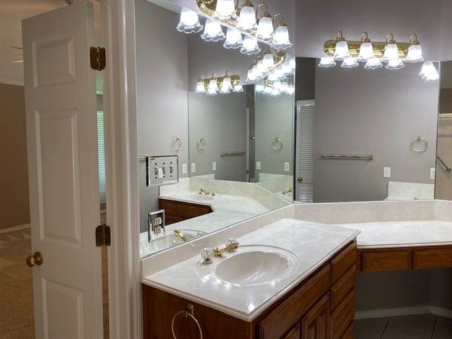 5969 River Bend Drive, Benbrook, TX 76132