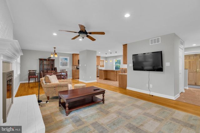 4314 ARGONNE DR, Fairfax, VA 22032