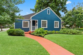 1102 Winston Street, Houston, TX 77009