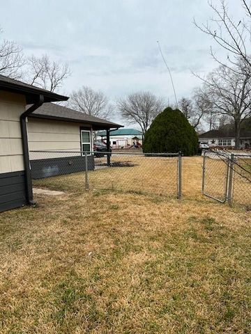 1008 Frances Drive, Rosenberg, TX 77471