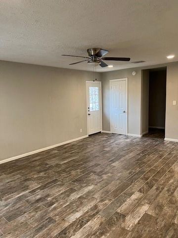 1008 Frances Drive, Rosenberg, TX 77471