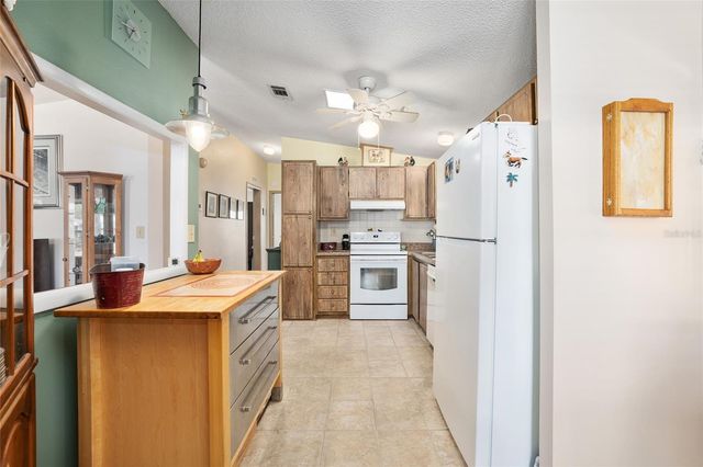 1874 W SCHWARTZ BOULEVARD, The Villages, FL 32159