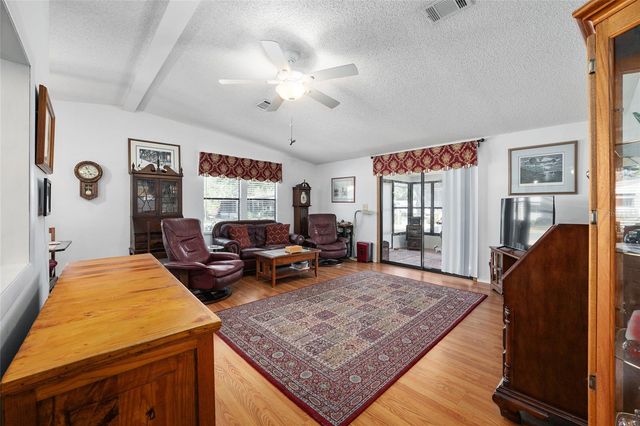 1874 W SCHWARTZ BOULEVARD, The Villages, FL 32159