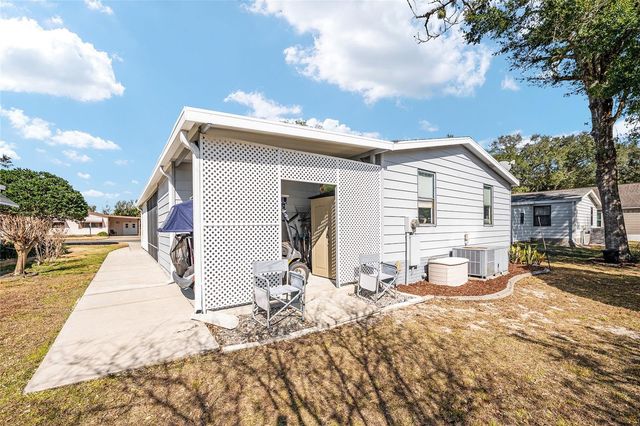 1874 W SCHWARTZ BOULEVARD, The Villages, FL 32159