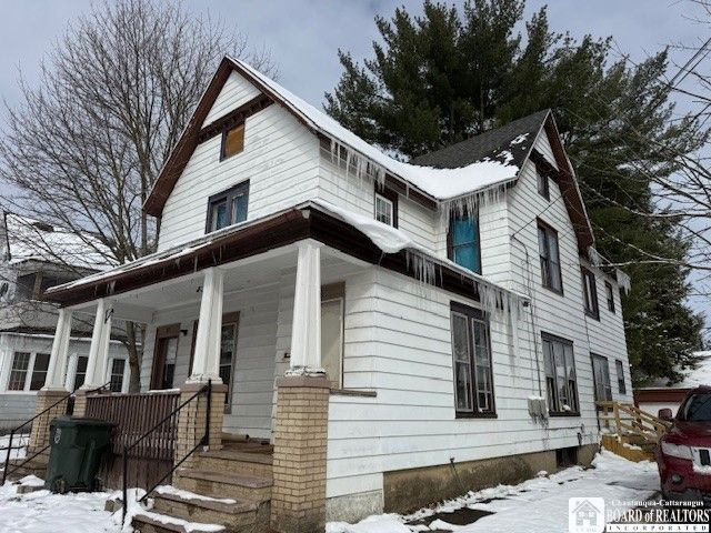 12 Crown Street, Jamestown, NY 14701