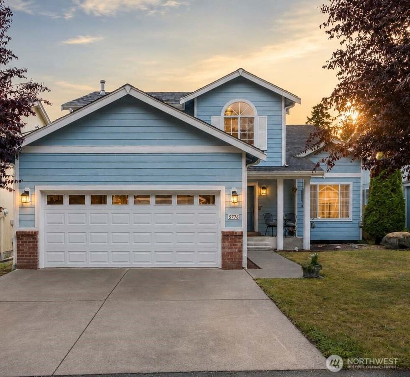 5776 Gateway Lane NE, Bremerton, WA 98311
