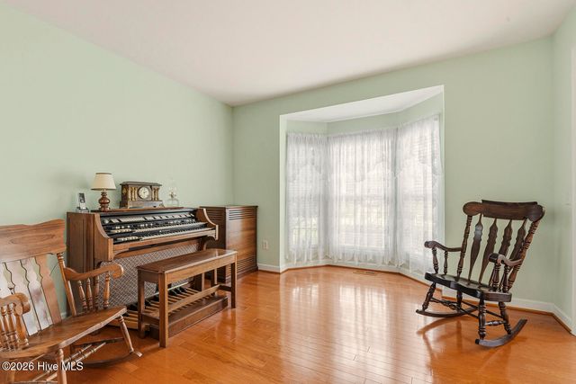 212 Sea Biscuit Lane, Apex, NC 27539