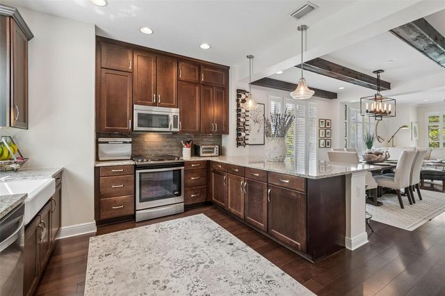 426 S LINCOLN AVENUE, Tampa, FL 33609