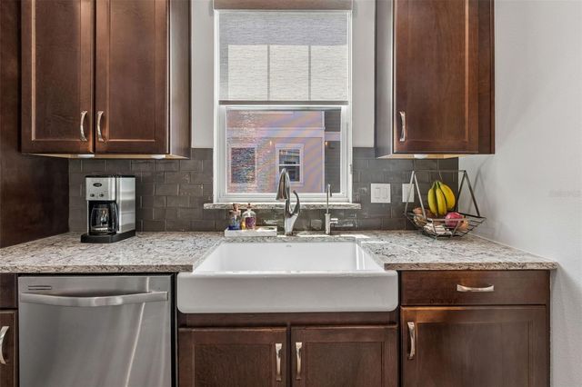 426 S LINCOLN AVENUE, Tampa, FL 33609