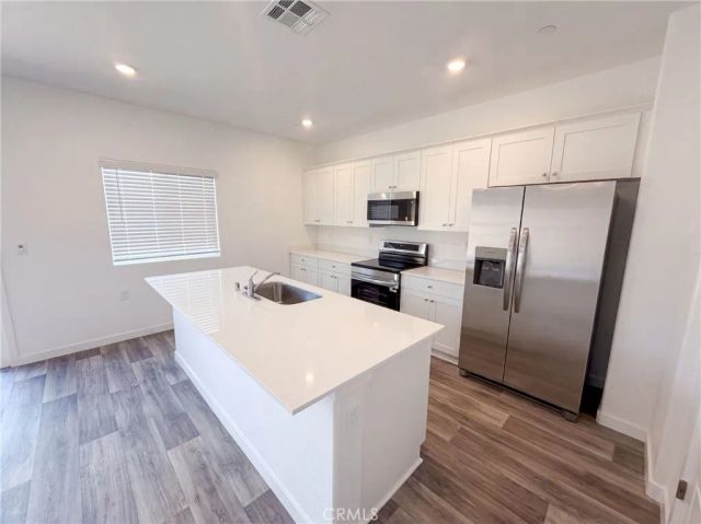 3267 Carambola, Clovis, CA 93619