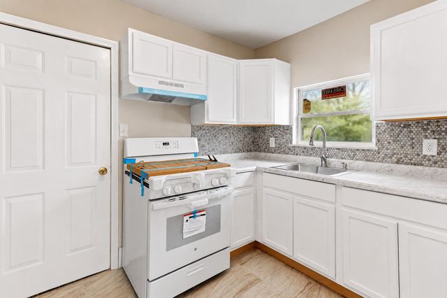 186 W Rundell Street, Pontiac, MI 48342