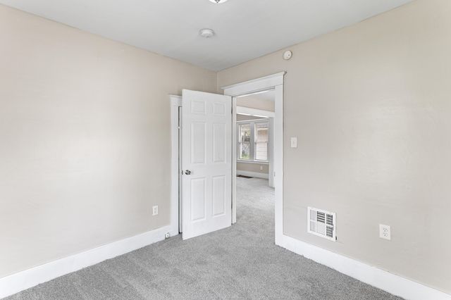 186 W Rundell Street, Pontiac, MI 48342