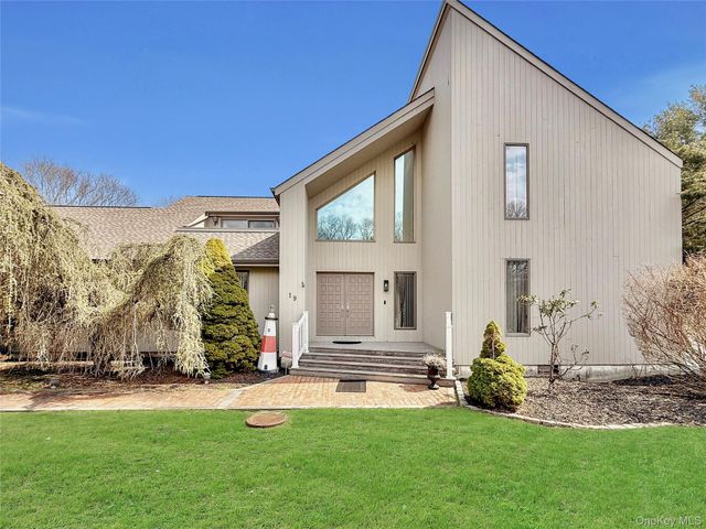 19 Carmen View Drive, Shirley, NY 11967