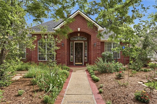 8407 Whiterose Court, College Station, TX 77845