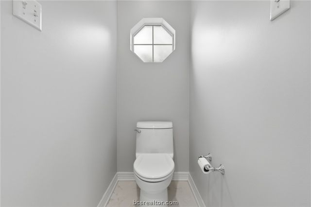 8407 Whiterose Court, College Station, TX 77845