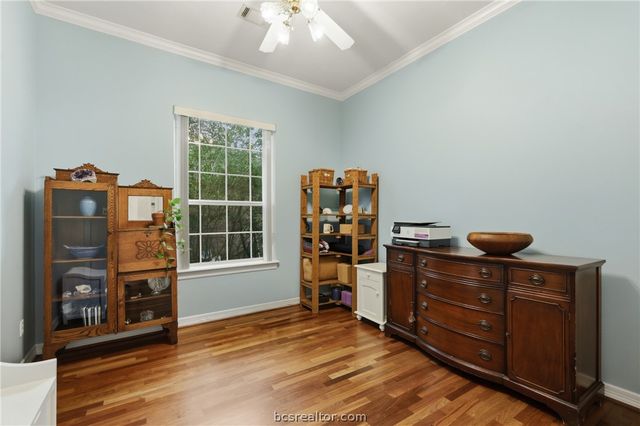 8407 Whiterose Court, College Station, TX 77845