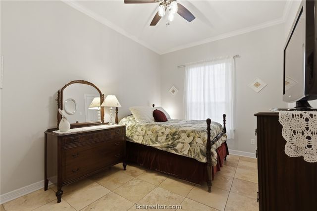 8407 Whiterose Court, College Station, TX 77845
