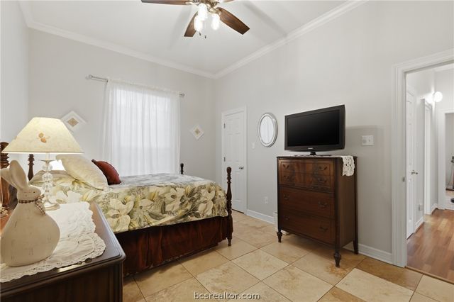 8407 Whiterose Court, College Station, TX 77845