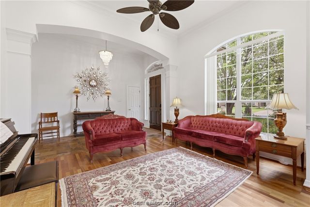 8407 Whiterose Court, College Station, TX 77845