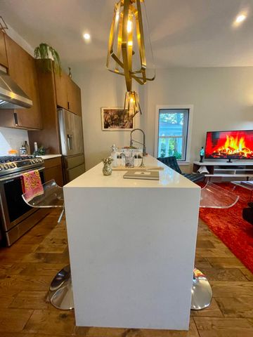 812 Summit Street, A, Columbus, OH 43215