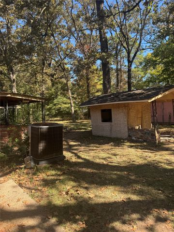 7045 Elsie Street, Shreveport, LA 71108