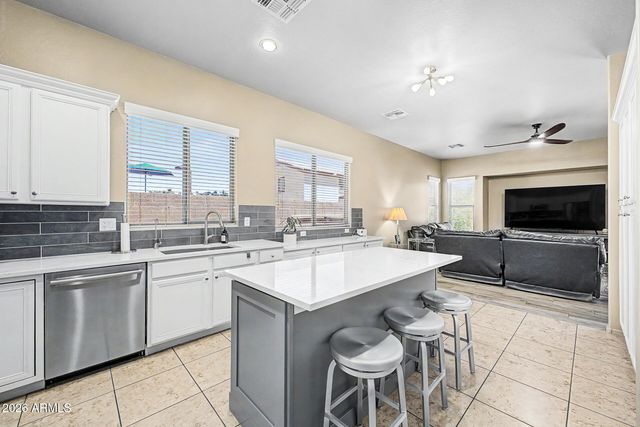 11017 W WASHINGTON Street, Avondale, AZ 85323