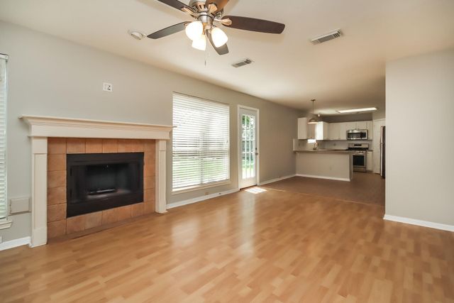 1039 Wentworth Drive, Pearland, TX 77584