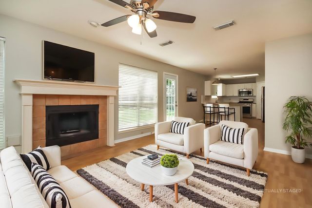 1039 Wentworth Drive, Pearland, TX 77584