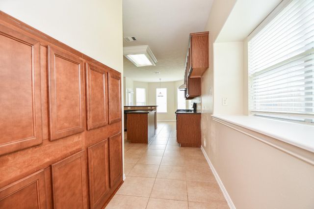 5327 Laura Lee Lane, Pasadena, TX 77504