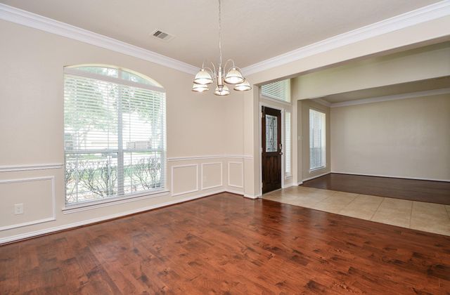 5327 Laura Lee Lane, Pasadena, TX 77504