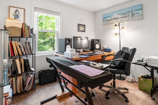 19 Hood Dr, Plymouth, MA 02360