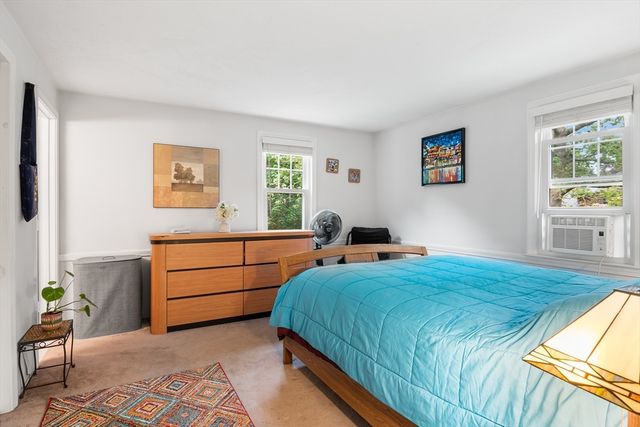 19 Hood Dr, Plymouth, MA 02360