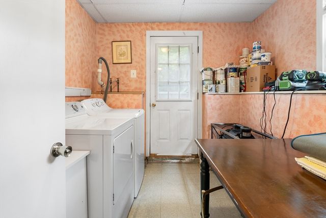 19 Hood Dr, Plymouth, MA 02360