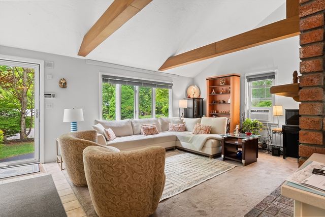 19 Hood Dr, Plymouth, MA 02360