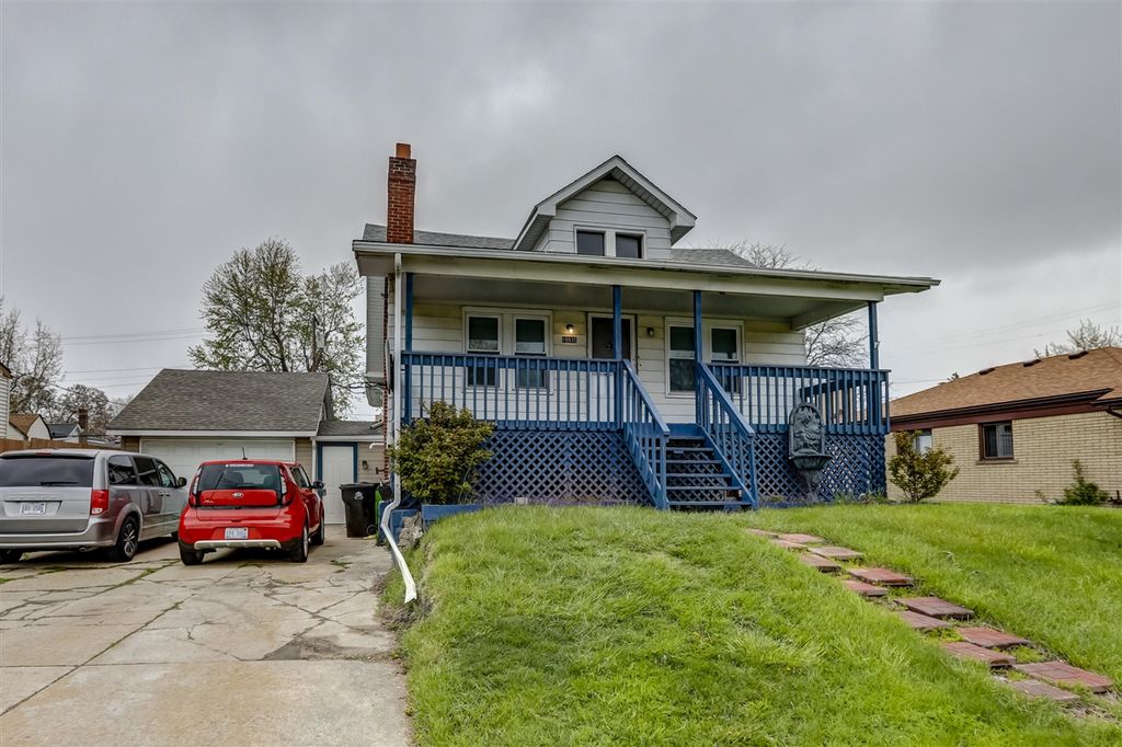 18635 Meier Street Unit: Back, Roseville, MI 48066