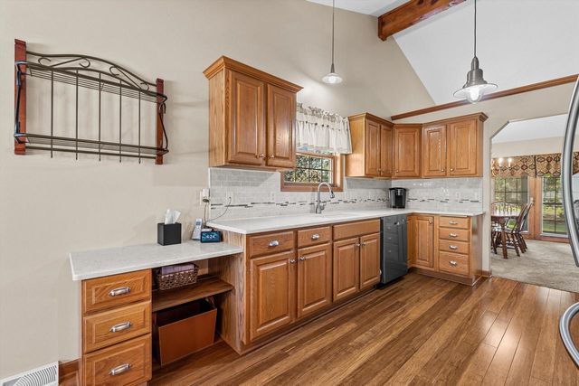 W155N6631 Blue Heron DRIVE, Menomonee Falls, WI 53051