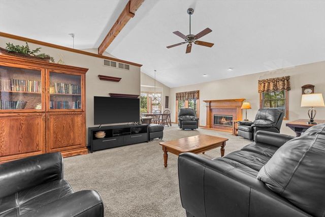 W155N6631 Blue Heron DRIVE, Menomonee Falls, WI 53051