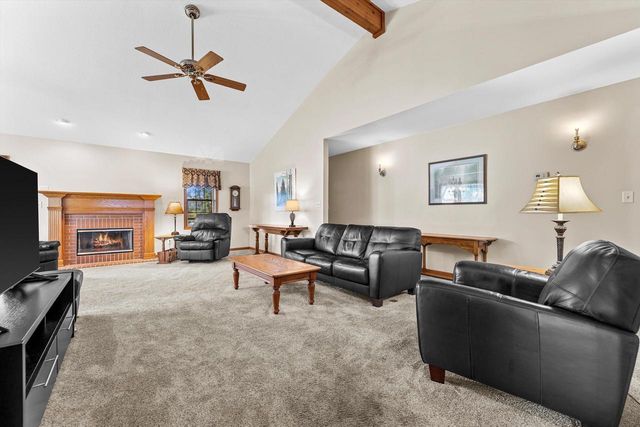 W155N6631 Blue Heron DRIVE, Menomonee Falls, WI 53051