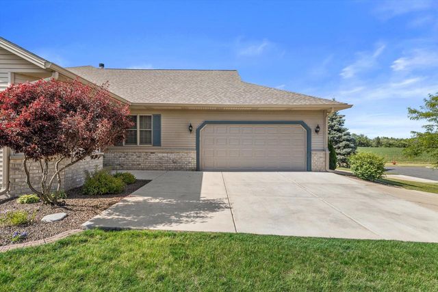 W155N6631 Blue Heron DRIVE, Menomonee Falls, WI 53051