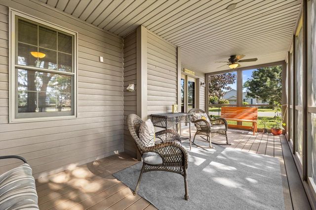 W155N6631 Blue Heron DRIVE, Menomonee Falls, WI 53051