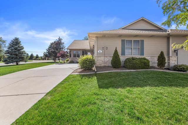 W155N6631 Blue Heron DRIVE, Menomonee Falls, WI 53051